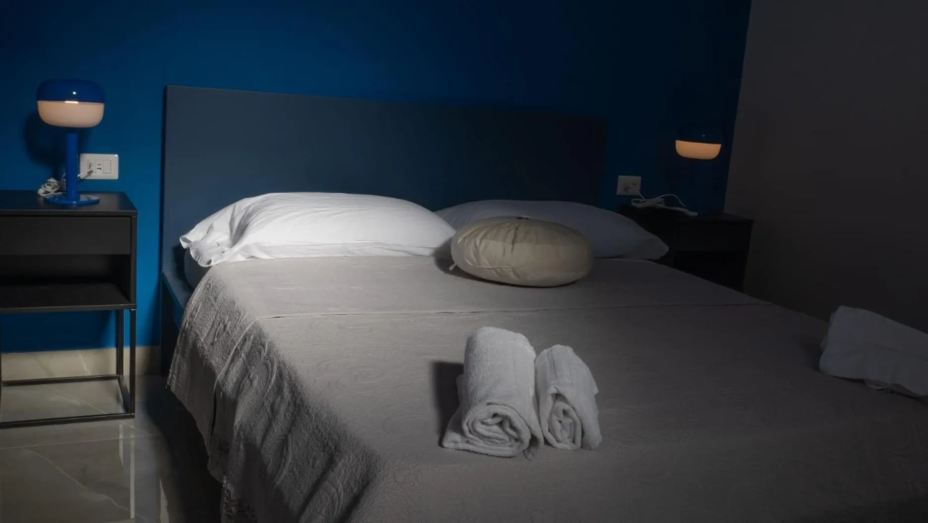 Apartament Vesuvio Home Capodichino Neapol